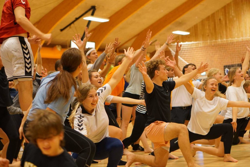 Gymnastikefterskole i Jylland-sjov på VGIE